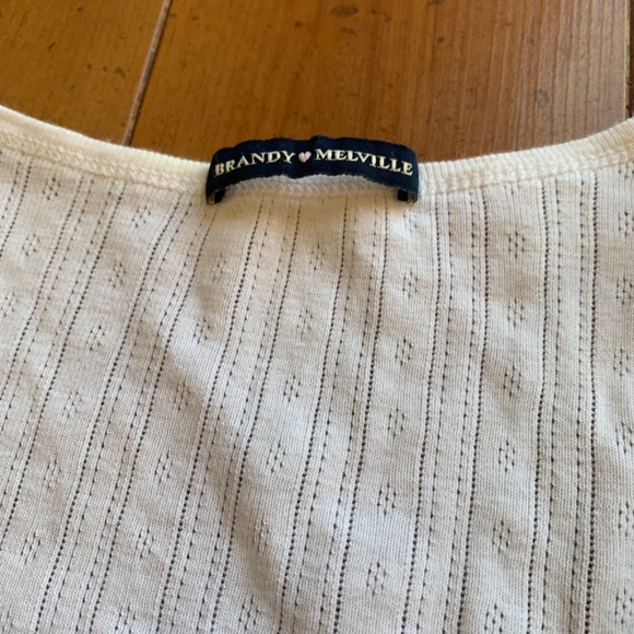 Brandy Melville Zelly cropped eyelet top - Picture 3 of 3